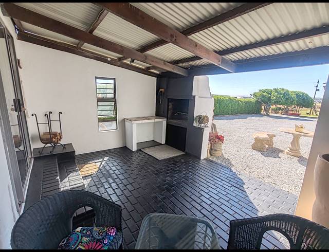 14 BEDROOM HOUSE FOR SALE IN LONG ACRES COUNTRY ESTATE